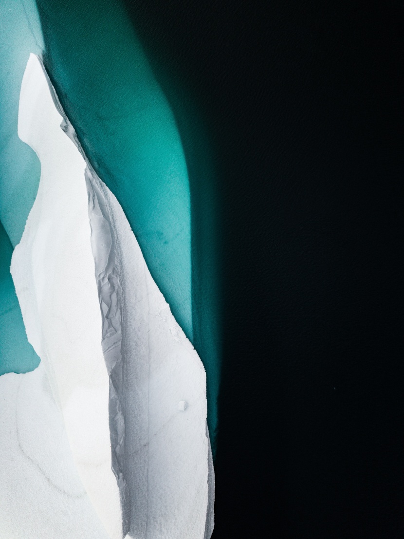 极地地区的冰山图片