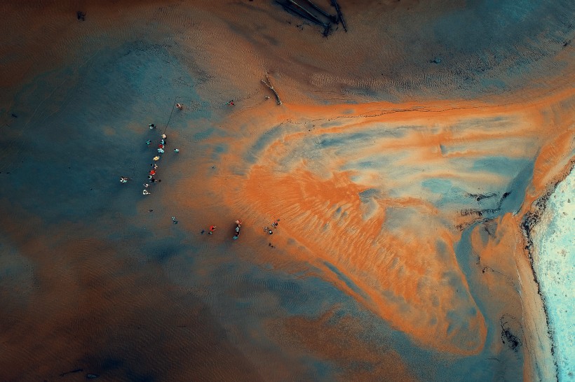 无人机航拍海滩图片