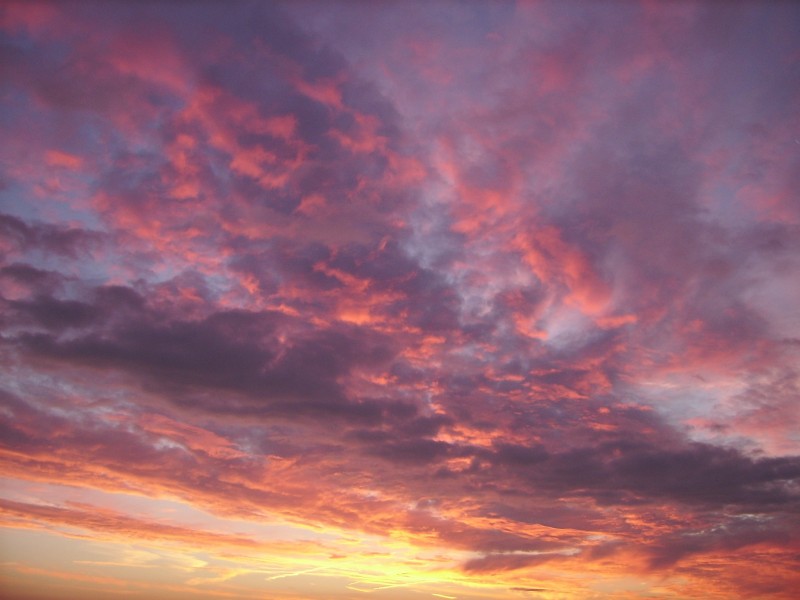 唯美绚丽的火烧云夕阳风景图片