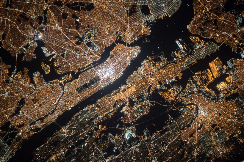 卫星拍摄的地球局部图片