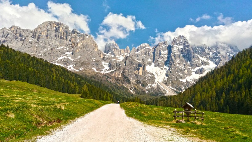 意大利多洛米蒂国家公园风景图片
