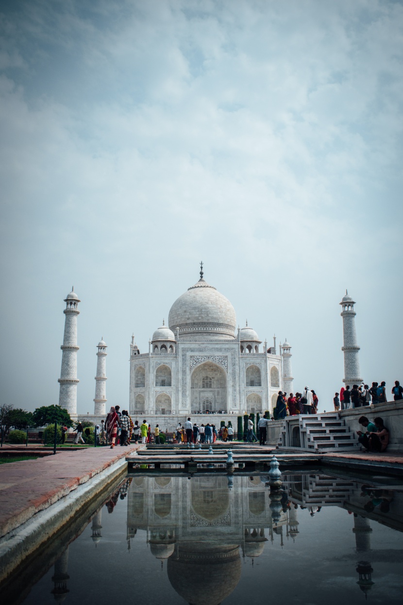 印度宏伟的泰姬陵建筑风景图片