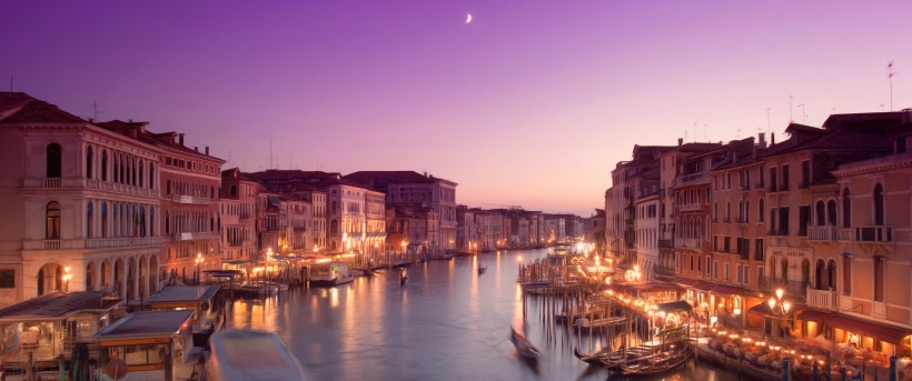 傍晚的意大利水城威尼斯风景图片