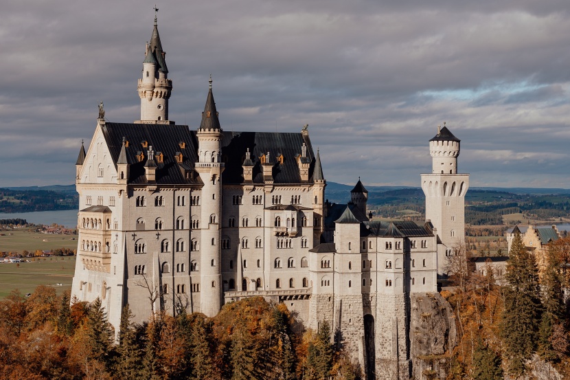 德国新天鹅城堡建筑风景图片