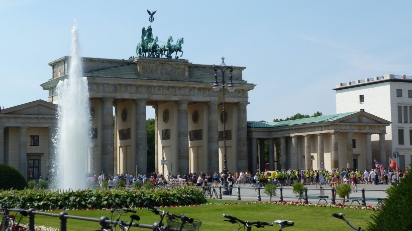 德国柏林勃兰登堡门建筑图片
