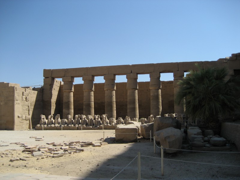 埃及卢克索建筑风景图片