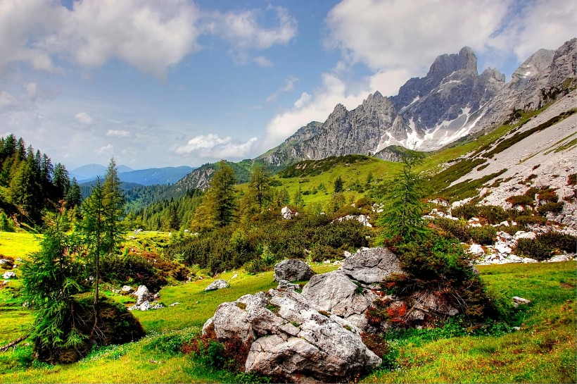 奥地利顶石山自然风景图片