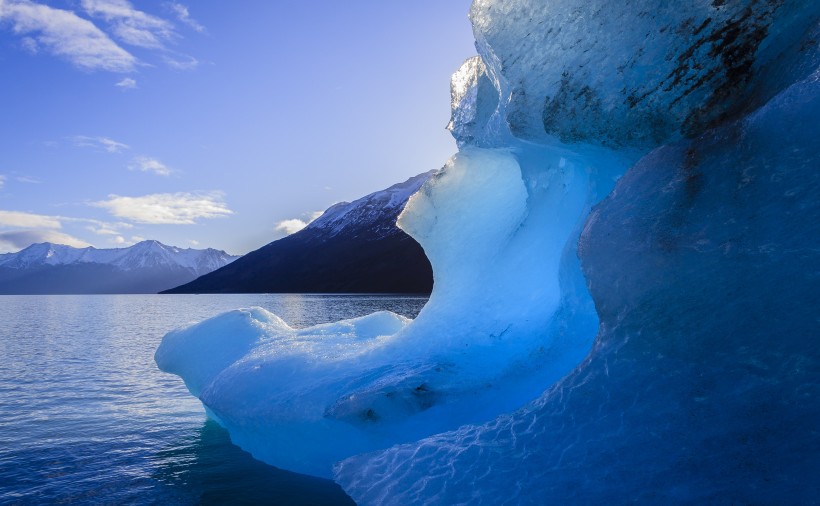阿根廷巴塔哥尼亚冰川自然风景图片