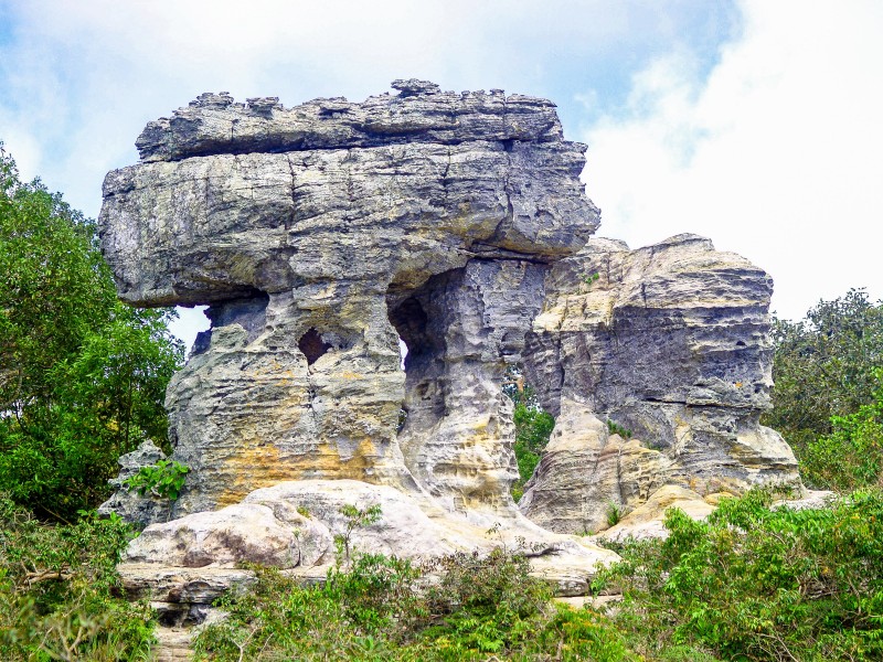泰国岩石遗址图片