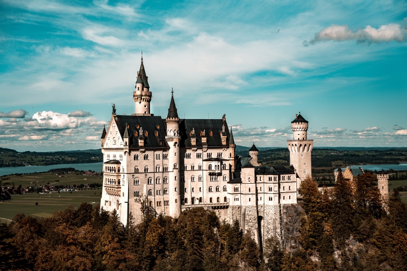 德国新天鹅城堡建筑风景图片
