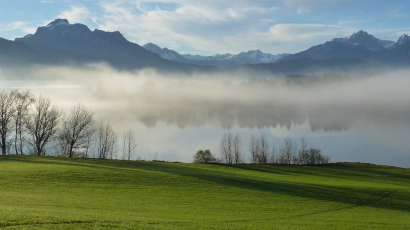 德国福尔根湖自然风景图片