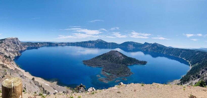 美国俄勒冈火山口湖自然风景图片