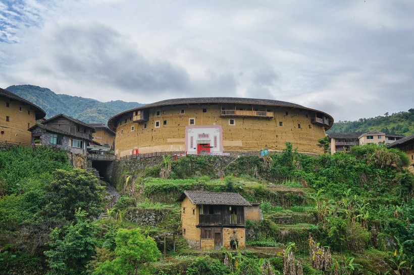 福建福州永定土楼建筑风景图片