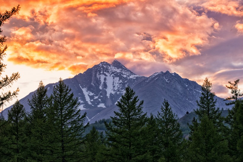 加拿大落基山脉自然风景图片