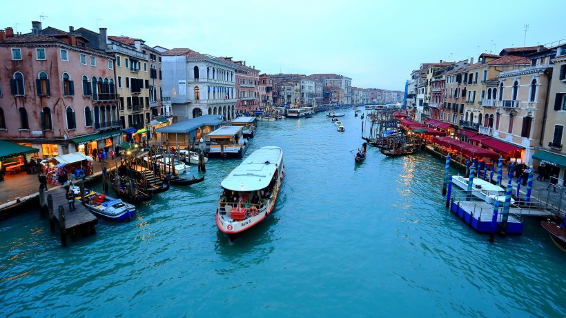 水城威尼斯城市风景图片