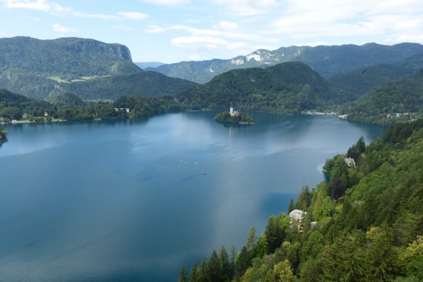 斯洛文尼亚布莱德湖自然风景图片