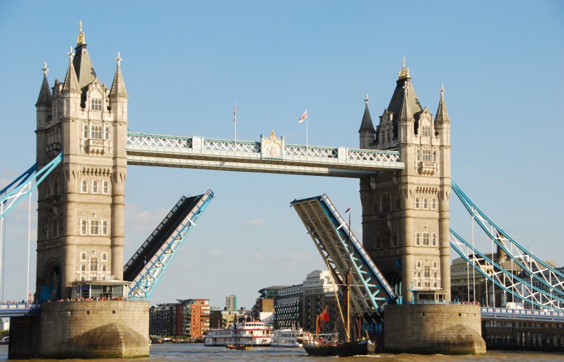 英国伦敦塔桥建筑风景图片