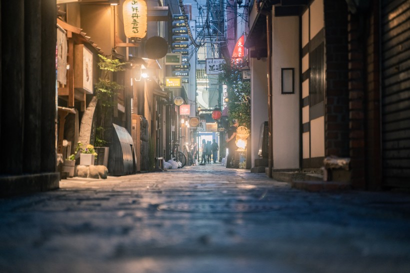 日本街道夜景图片