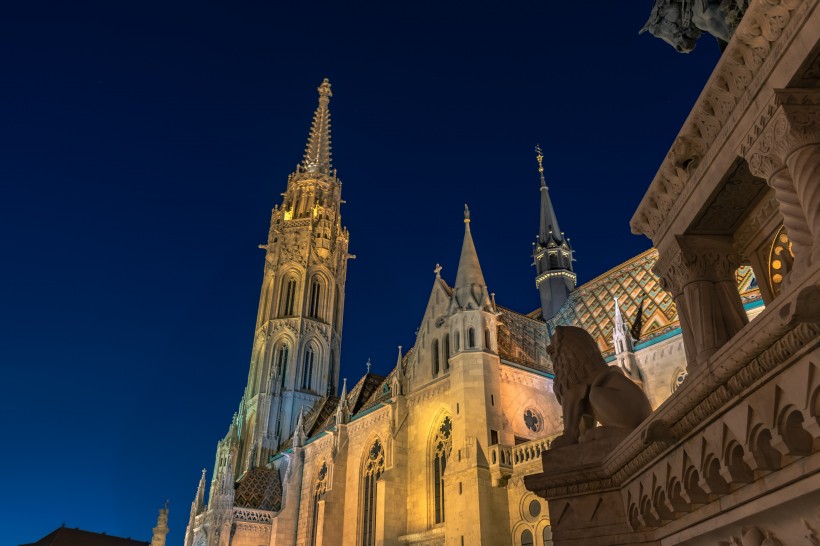 匈牙利布达佩斯马蒂亚斯教堂建筑风景图片