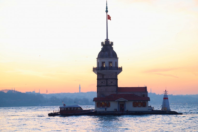 土耳其处女塔建筑风景图片
