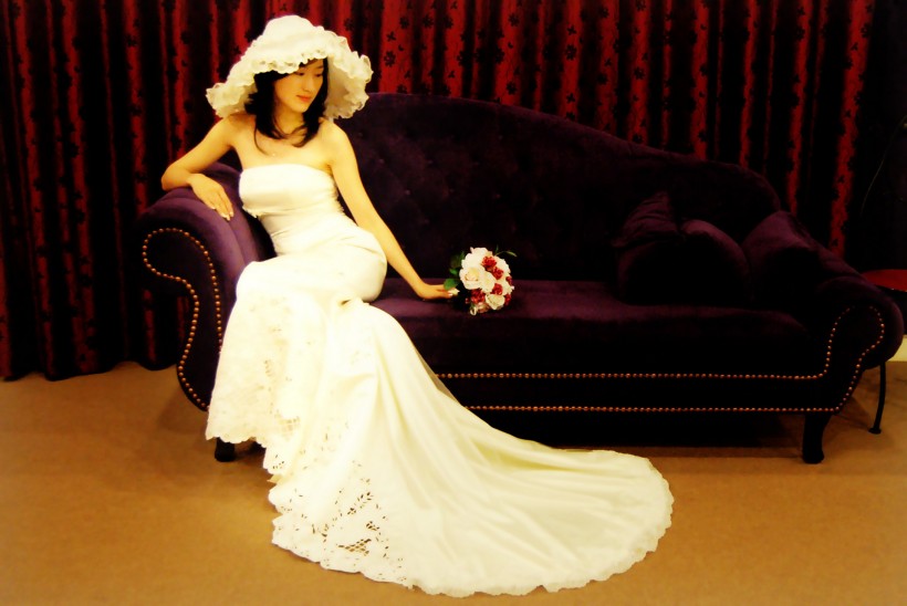 新娘礼服特写图片