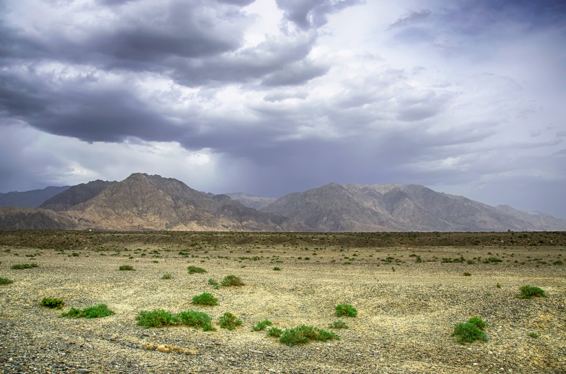 新疆克尔古提峡谷风景图片