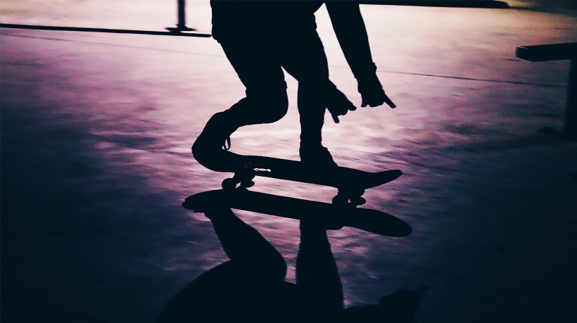炫酷的滑板运动图片
