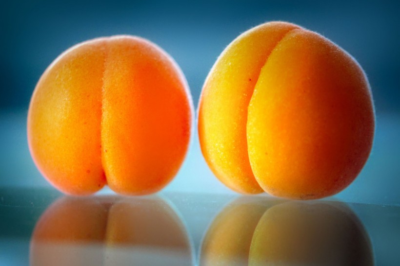 甜脆可口的杏图片