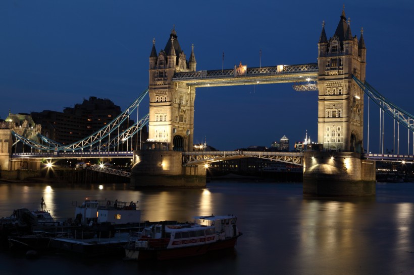 美丽的伦敦塔桥图片
