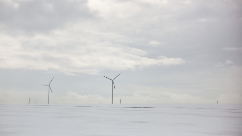 能量强大的风力发电机图片