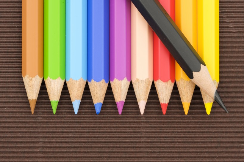 色彩缤纷的彩色铅笔图片