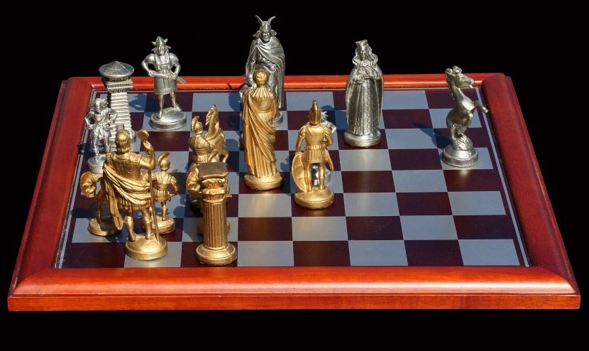 多种玩法的国际象棋图片