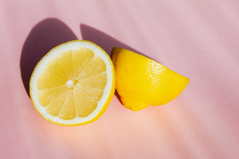 酸涩可以补充维生素C的柠檬图片