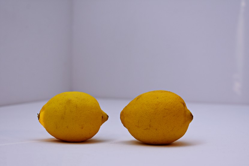 黄色酸酸的柠檬图片