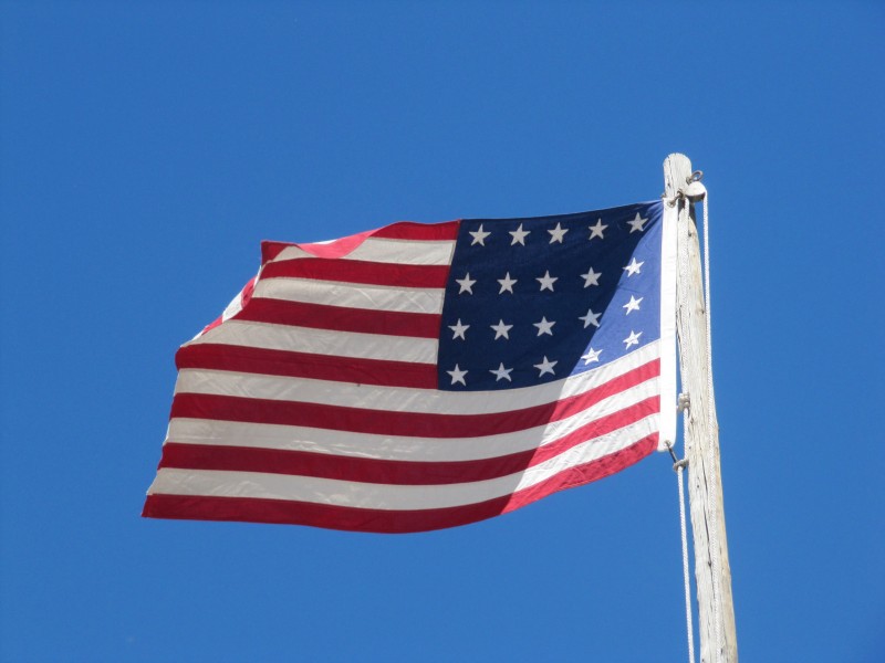 飘荡的美国国旗图片