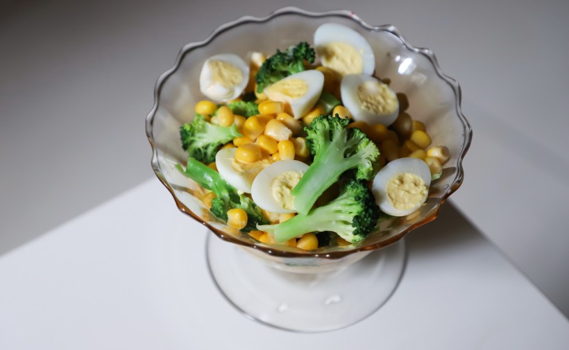 营养爽口的蔬菜沙拉图片
