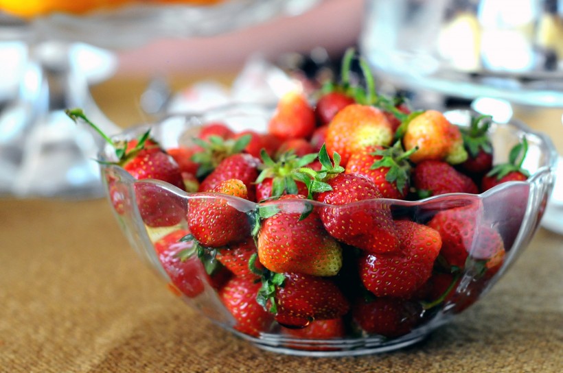 鲜红可口的草莓图片