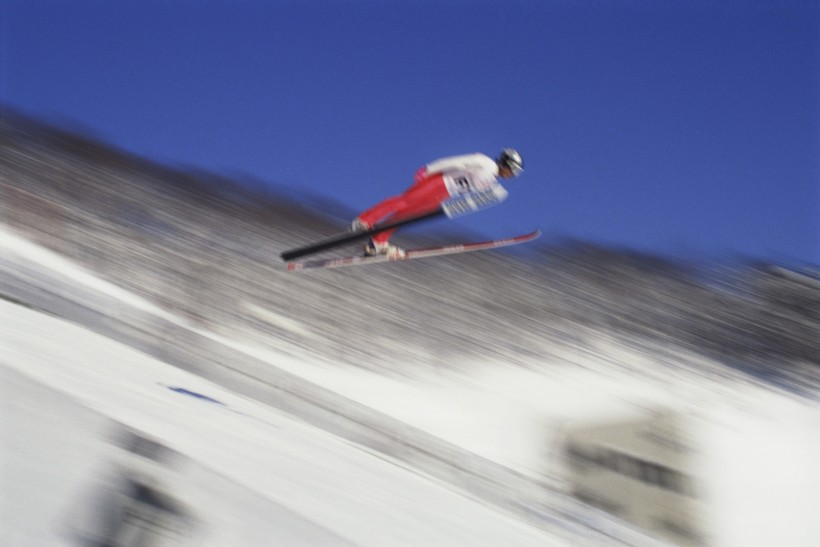 动感滑雪图片