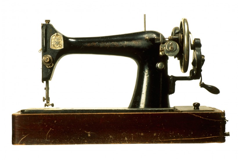 旧时缝纫机图片