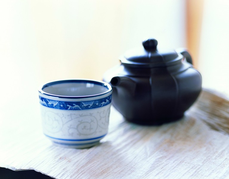 经典的中式茶壶图片