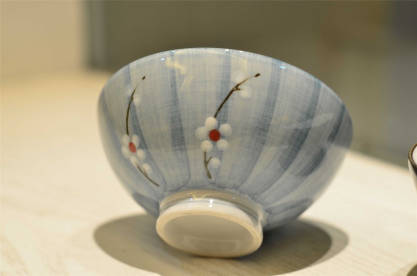 日式瓷碗图片