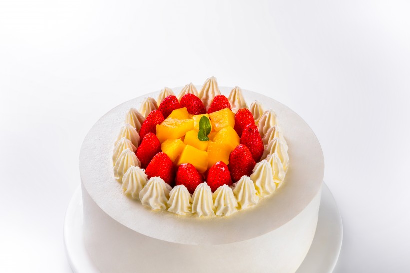 草莓水果奶油蛋糕图片