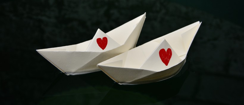 手工折纸船图片