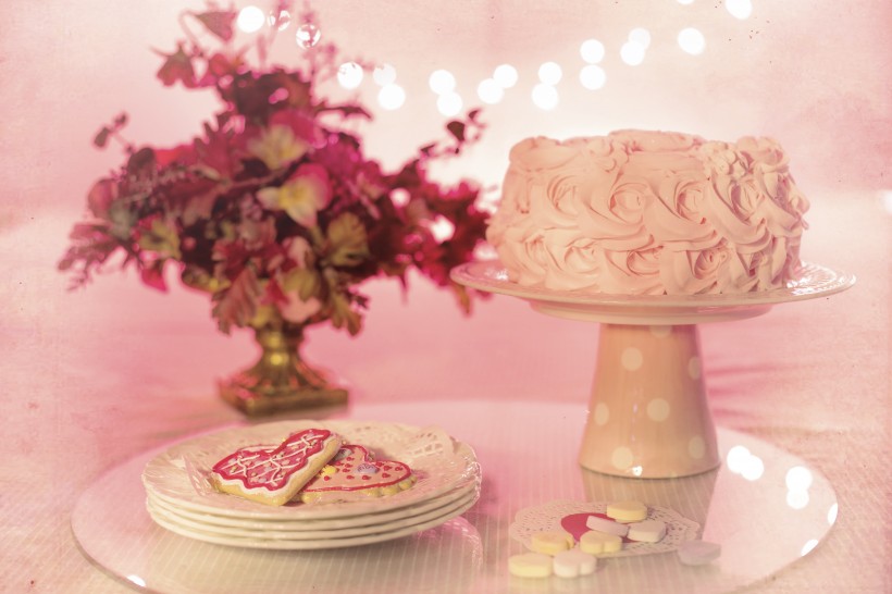 裱花精美的婚礼蛋糕图片