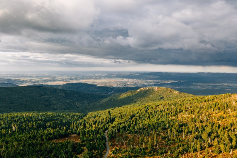 波兰克尔科诺谢山自然风景图片