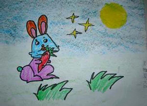 小学一年级中秋节儿童画蜡笔画作品：玉兔下凡吃萝卜
