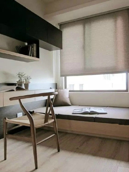 卧室书桌设计，小空间大利用