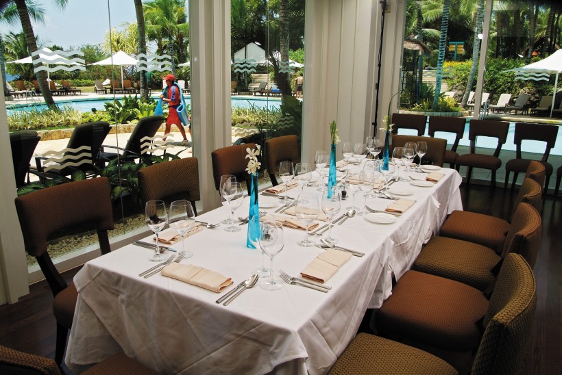 香格里拉麦丹岛度假酒店餐厅图片