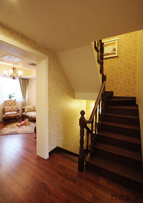 美式过道楼梯设计案例展示