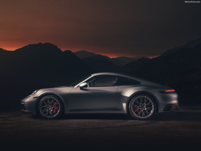 炫酷霸气的Porsche 911 Carrera 4S (2019)图片欣赏 ​​​​